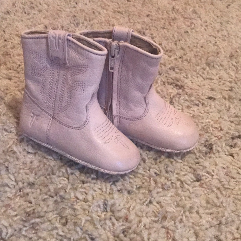 NEW Frye Rodeo Bootie - Light Pink